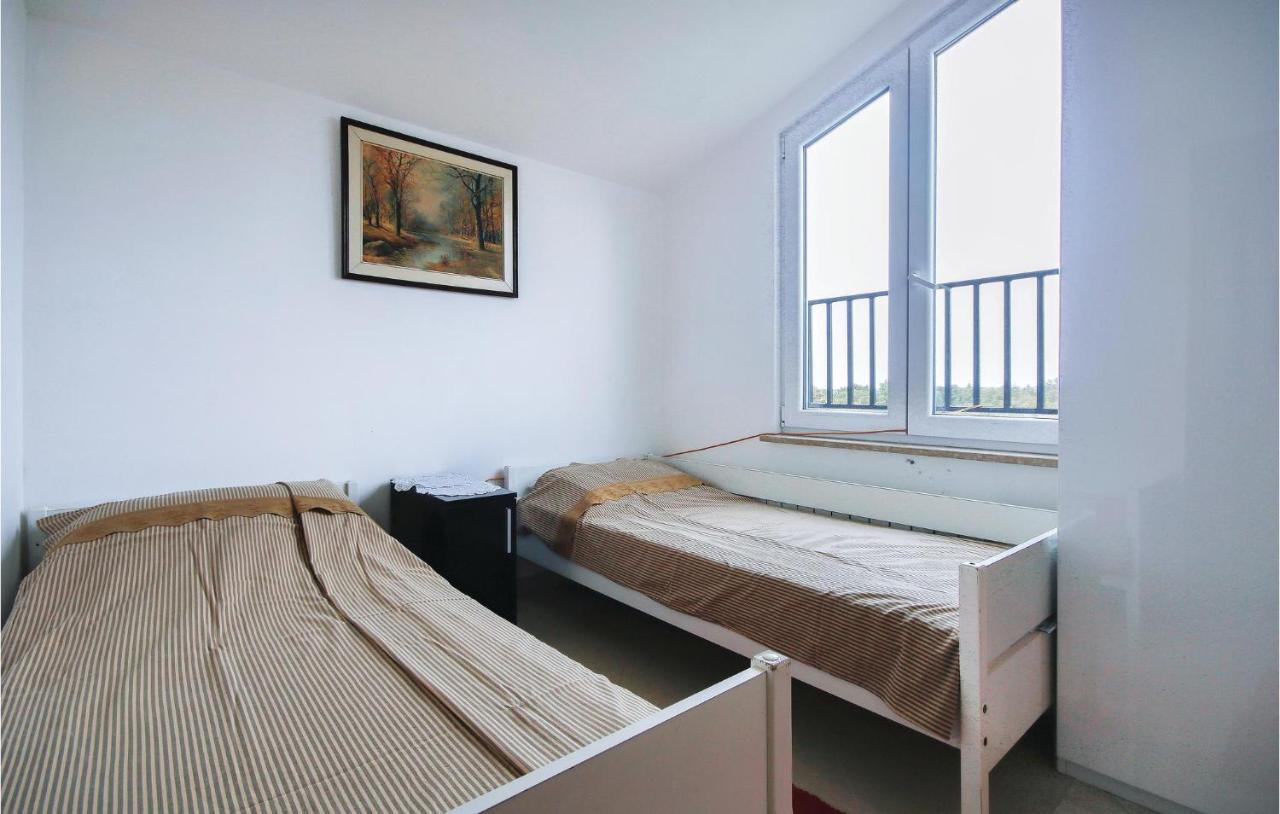 Cozy Apartment In Medulin With Kitchen Luaran gambar