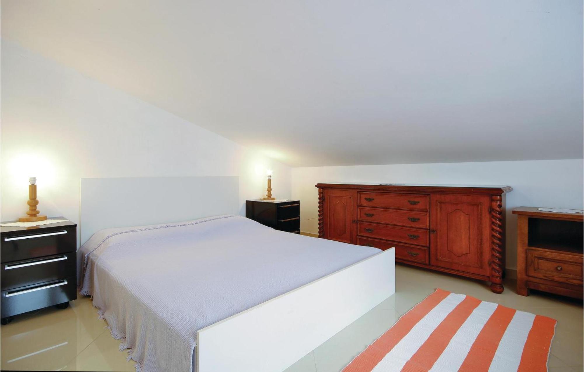 Cozy Apartment In Medulin With Kitchen Luaran gambar